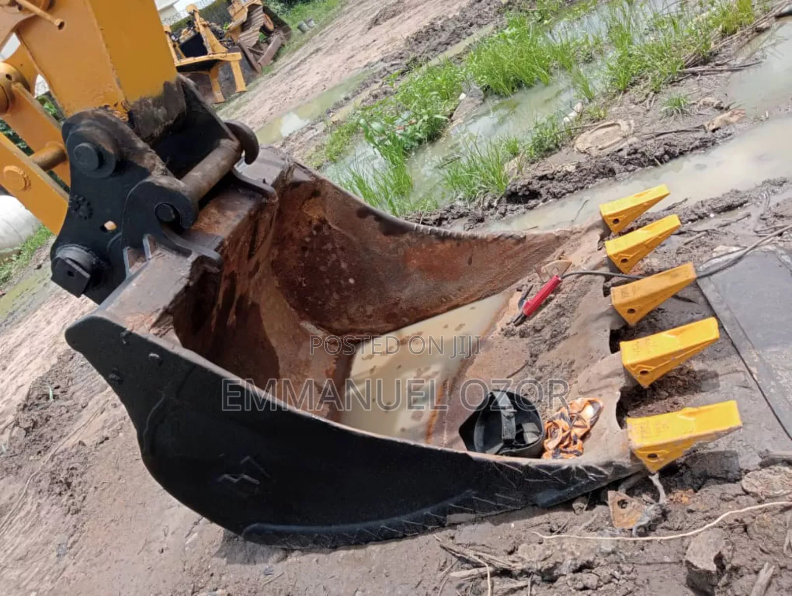 Excavator 320BL