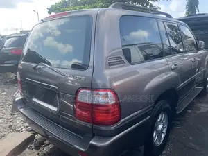 Lexus LX 570 2010 Gray
