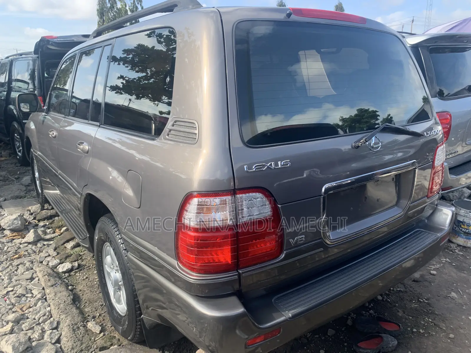 Lexus LX 570 2010 Gray