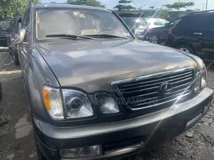 Lexus LX 570 2010 Gray