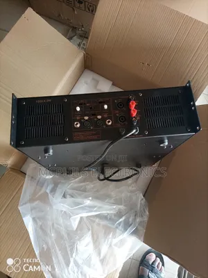 Yamaha Powered Amplifier P-3500s