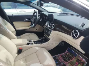 Mercedes-Benz CLA-Class CLA 250 4MATIC Sedan 2015 Gray