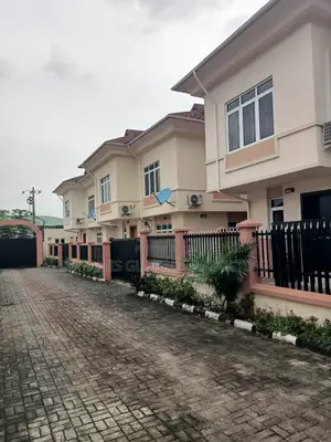 Furnished 4bdrm Duplex in Solomon Court Magodo for sale