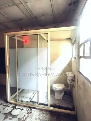 Aluminium Toilet and Bathroom Cubicle