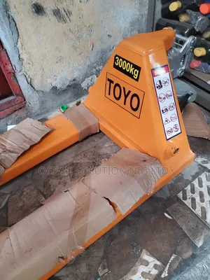 Pallet Trucks/ Pallet Jack 3000kg