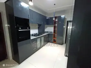 Furnished 3bdrm Block of Flats in Chevron for rent