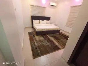 Furnished 3bdrm Block of Flats in Chevron for rent