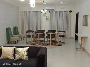 Furnished 3bdrm Block of Flats in Chevron for rent