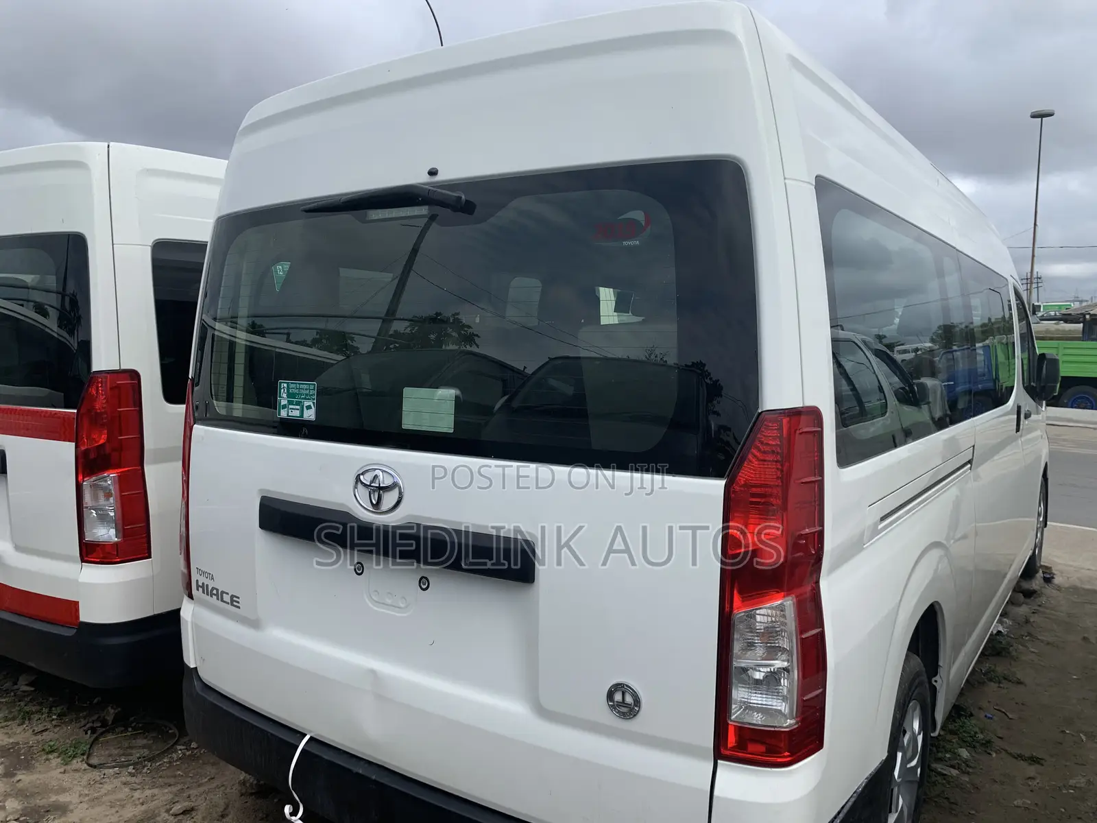 Toyota HiAce 2021 White