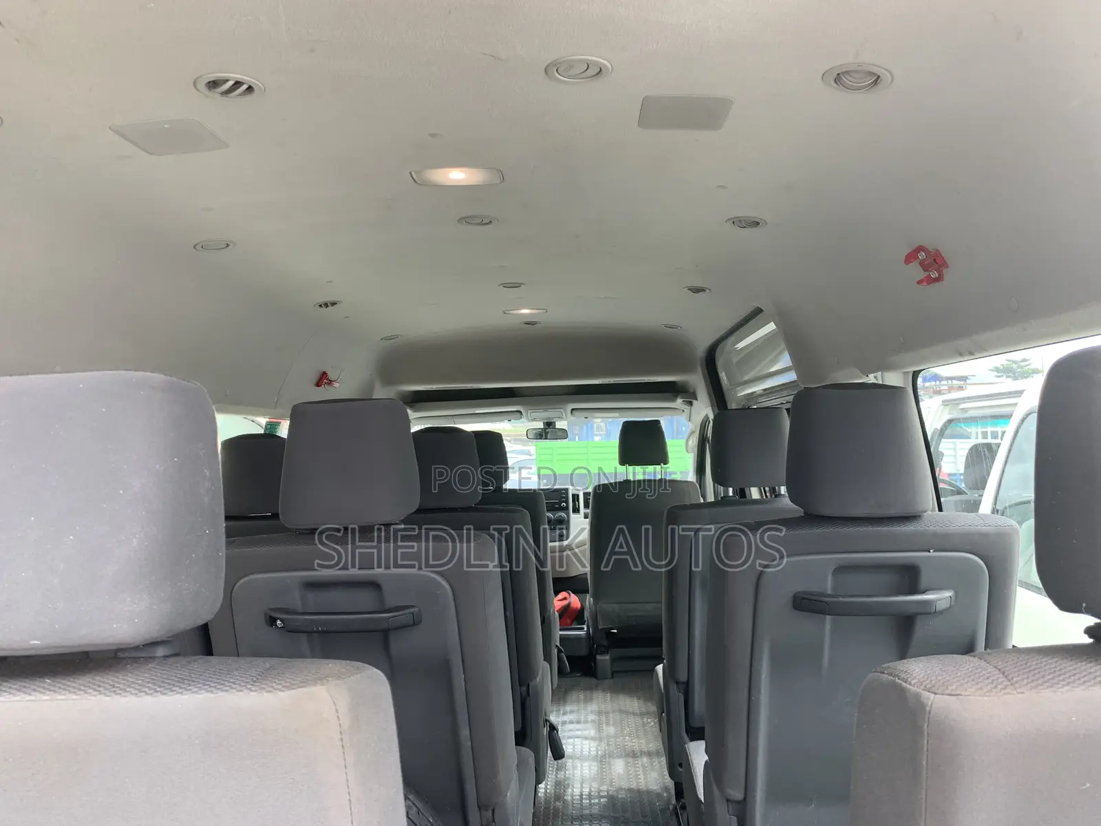 Toyota HiAce 2021 White
