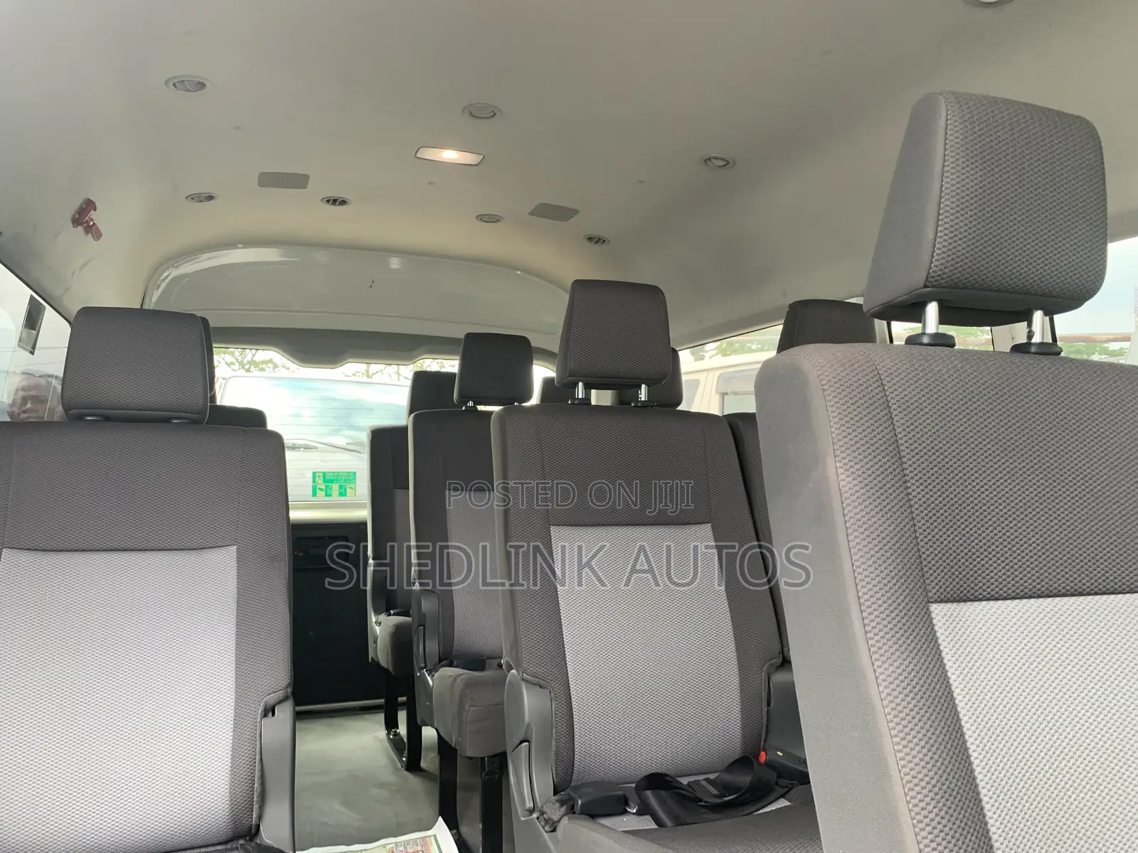 Toyota HiAce 2021 White
