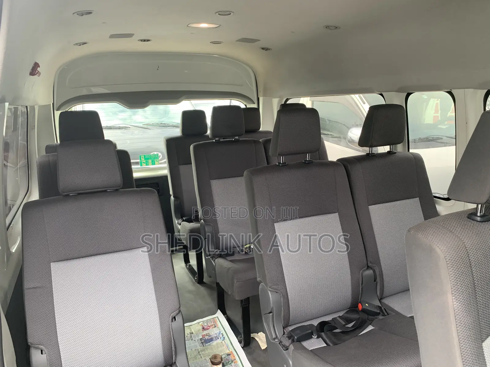 Toyota HiAce 2021 White