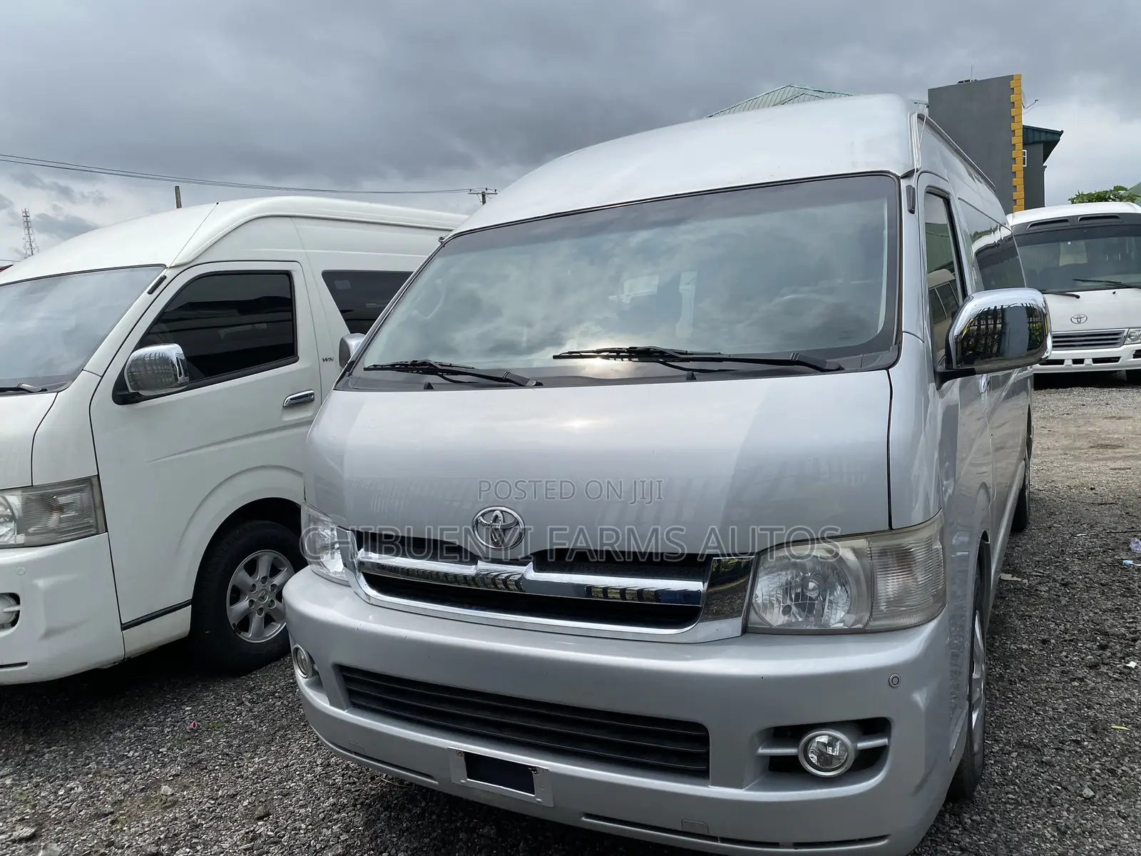 Toyota HiAce 2018 Silver
