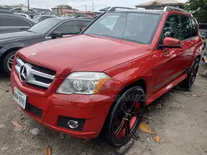 Mercedes-Benz GLK-Class 350 4MATIC 2011 Red