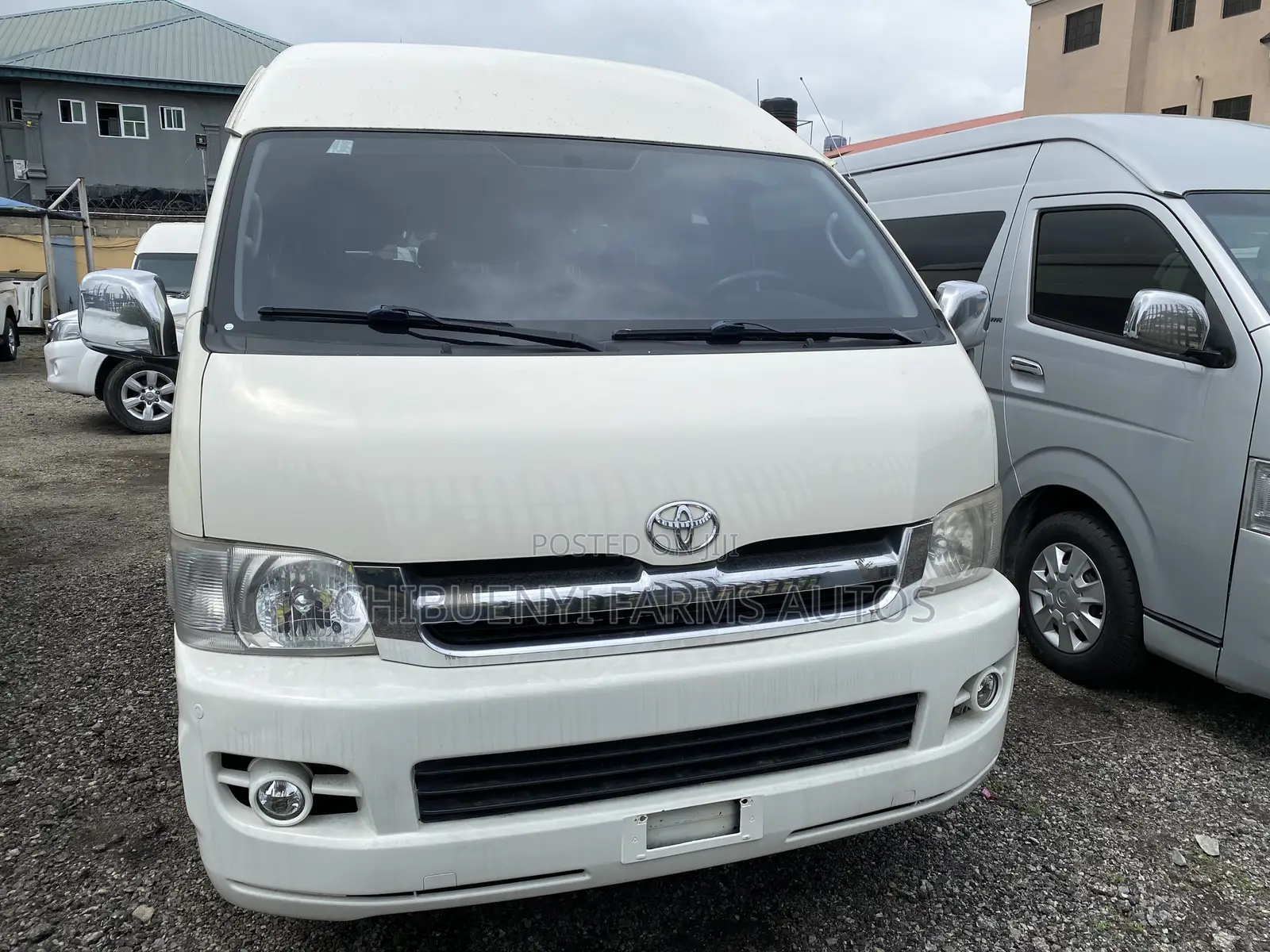 Toyota HiAce 2018 White