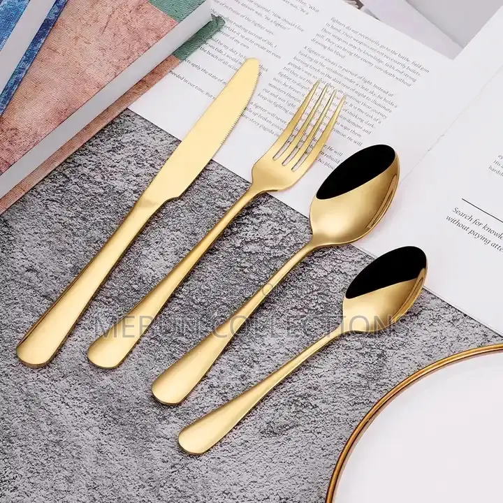Eggshell Crown Gift Tableware Cutlery Set