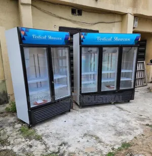 Vertical Double Door Chiller Showcase