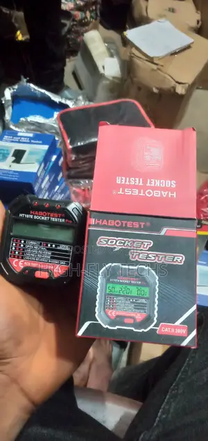 Digital Socket Tester