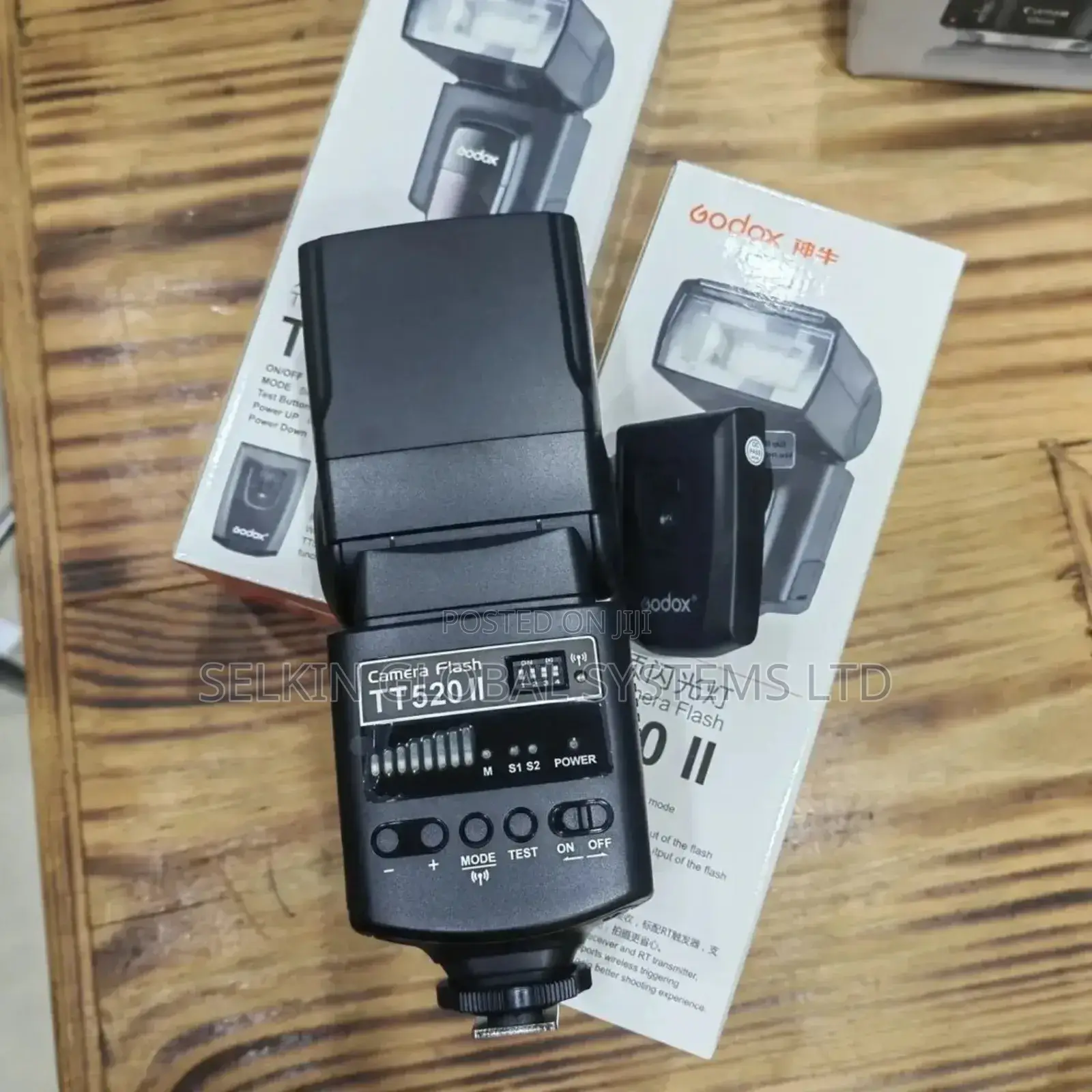 Godox Thinklite TT520 Camera Flash Speedlite Master/Slave