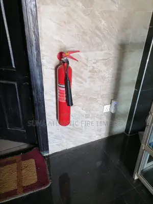 3KG Co2 Fire Extinguisher With Installation Bracket