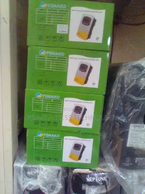 Long Lasting 100amps Yohako MPPT Solar Charge Controller