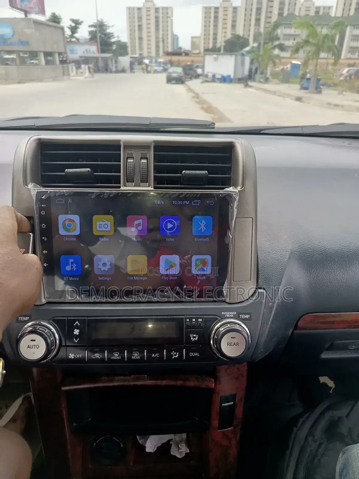 Toyota Prado (2010/2012) Android Screen With GPS Navigation