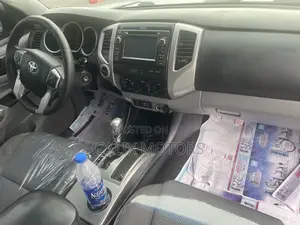 Toyota Tacoma 2015 Silver