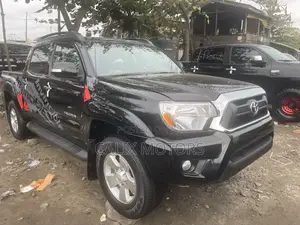 Toyota Tacoma 2015 Black