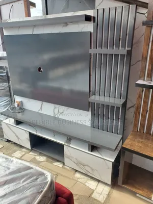 TV Console 5x5ft