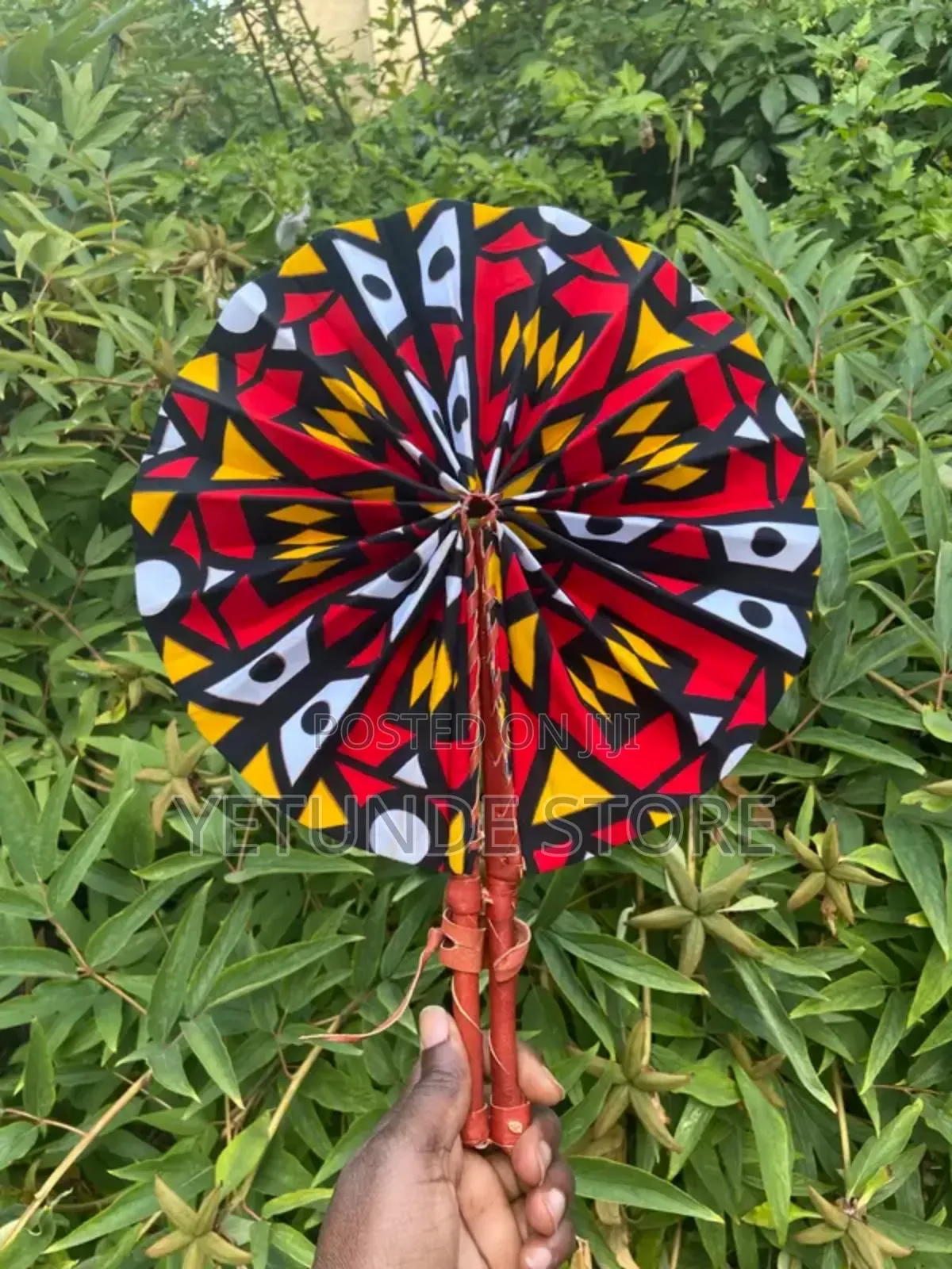 Afrika Leather Fan