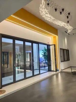Aluminium Folding Door And Partition