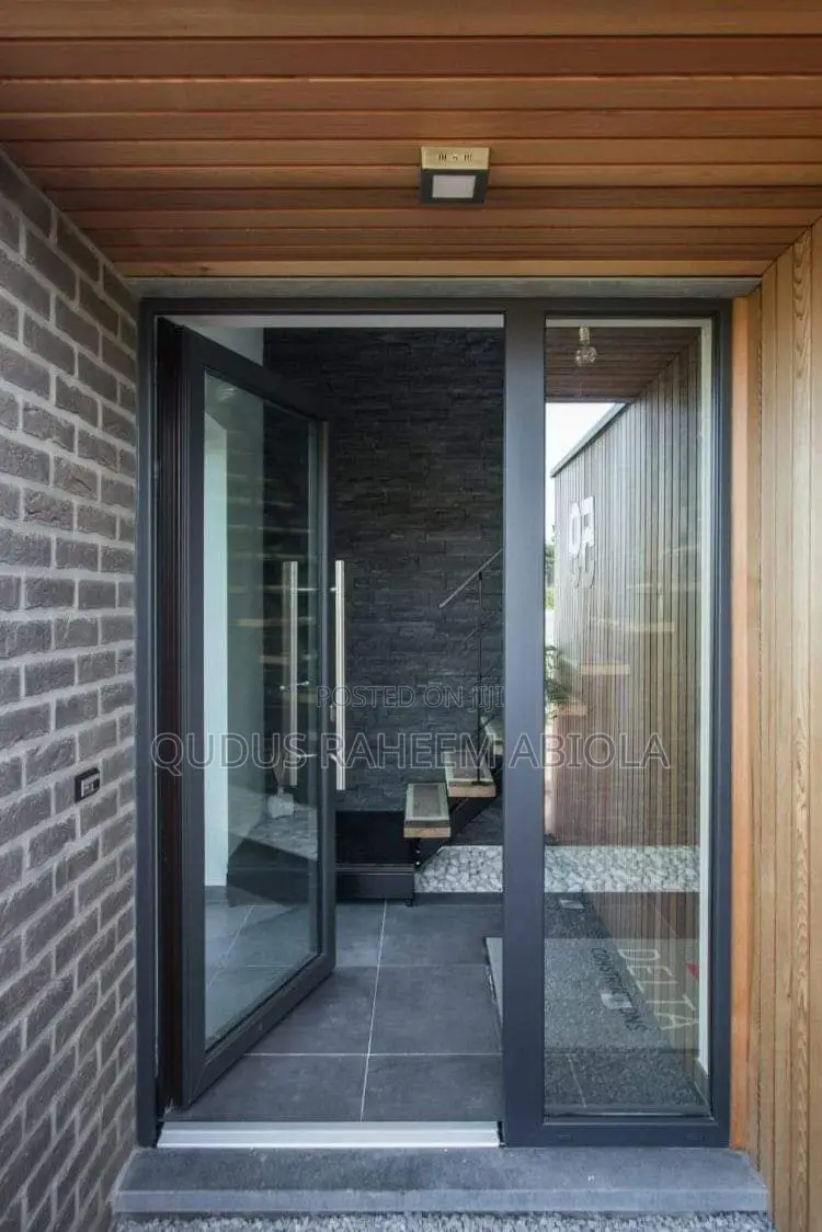 Aluminium Double Swing Door