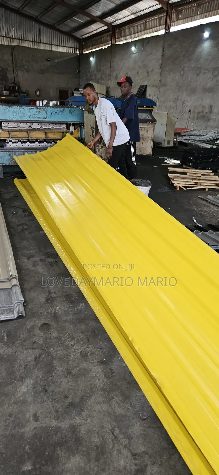 Metral Corrugation Yellow Material