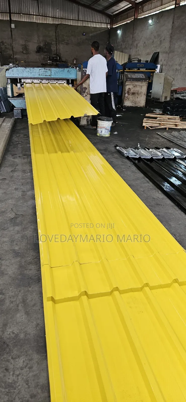 Metral Corrugation Yellow Material