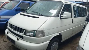 Volkswagen Transporter 2004 White