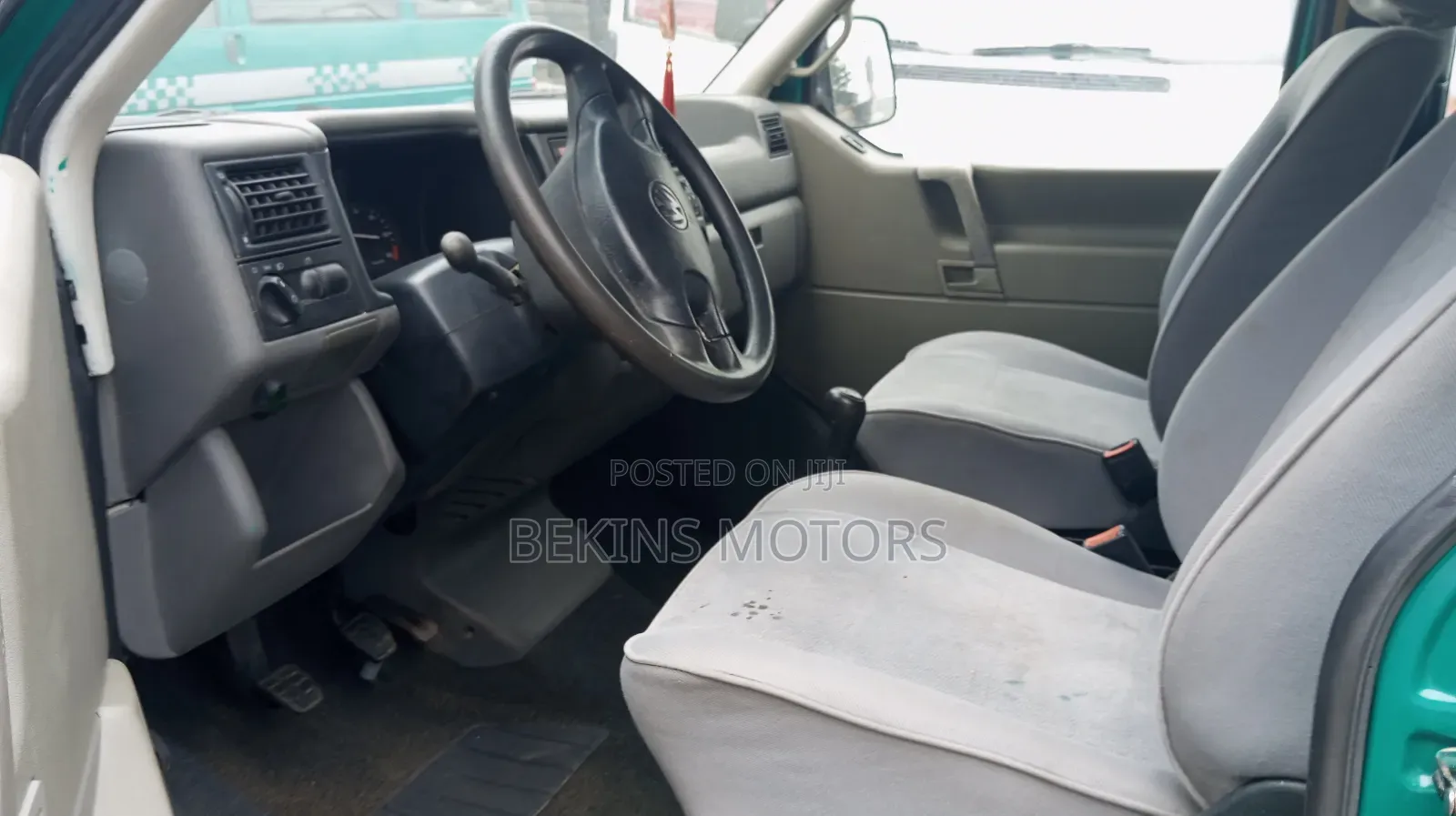 Volkswagen Transporter 2004 Blue
