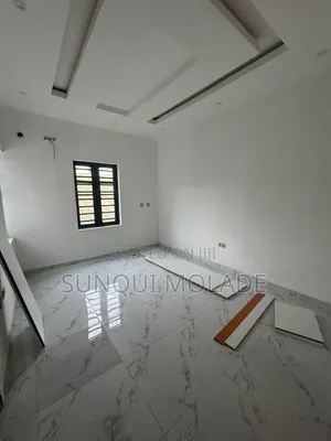 5bdrm Duplex in Estate Off College, Ifako-Ogba for sale