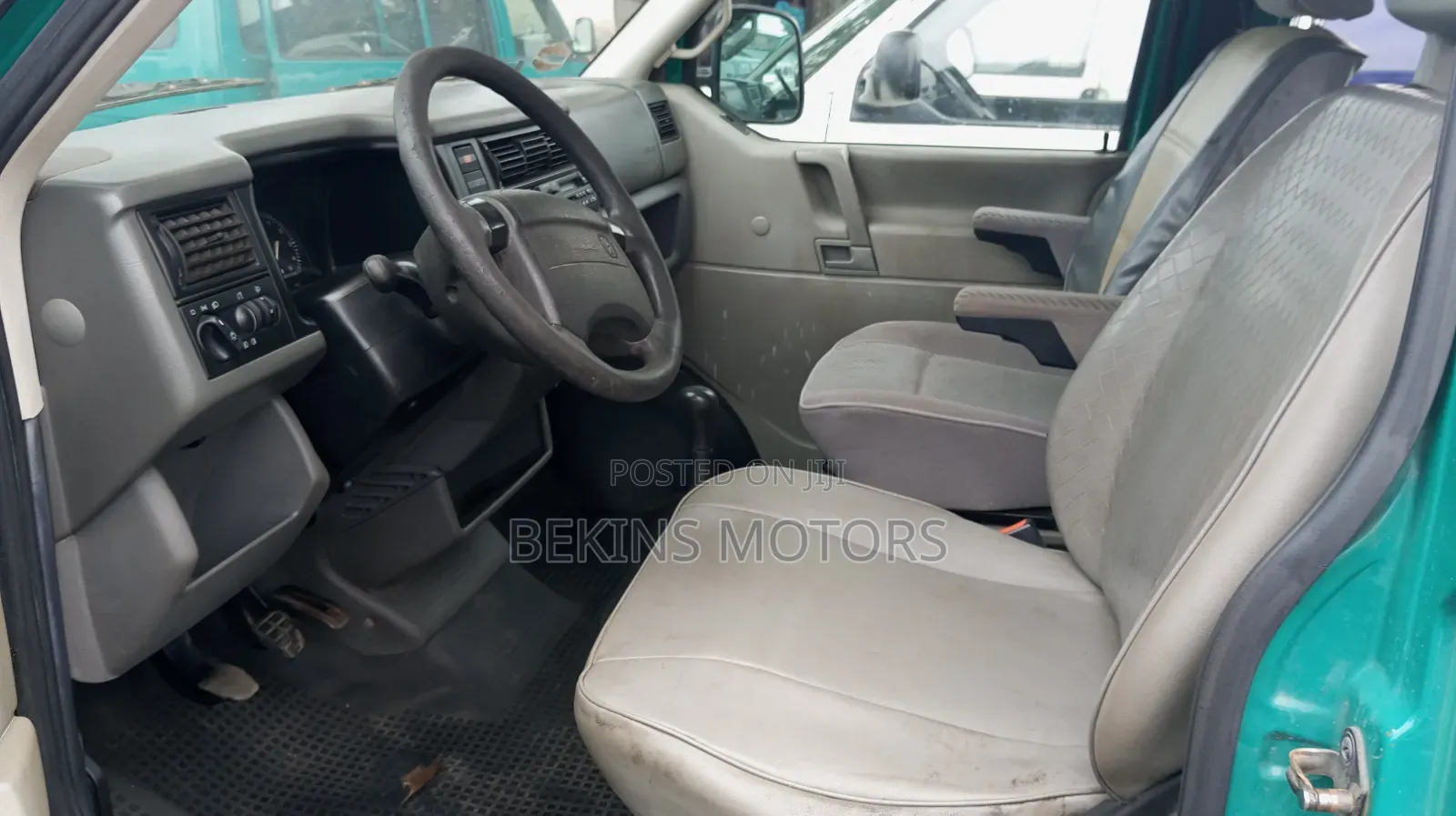 Volkswagen Transporter 2004 Blue
