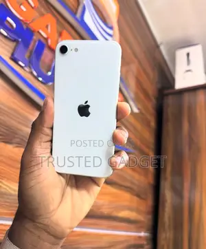 Apple iPhone SE (2020) 64 GB White