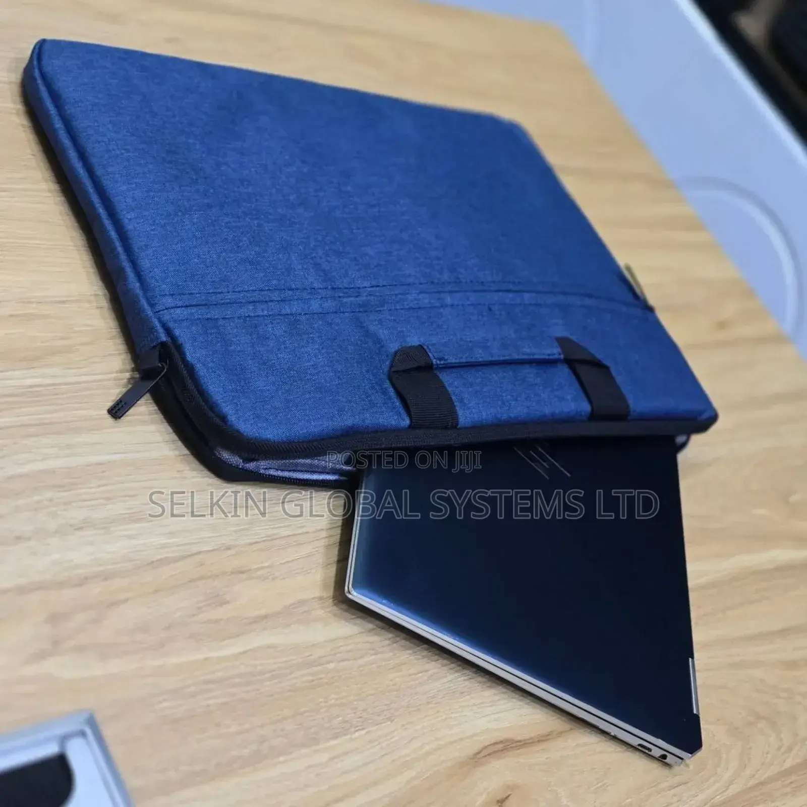 Simple Classic Laptop Bags