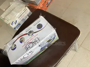 Hachi Electric Dry Iron With Non-Stick Coating