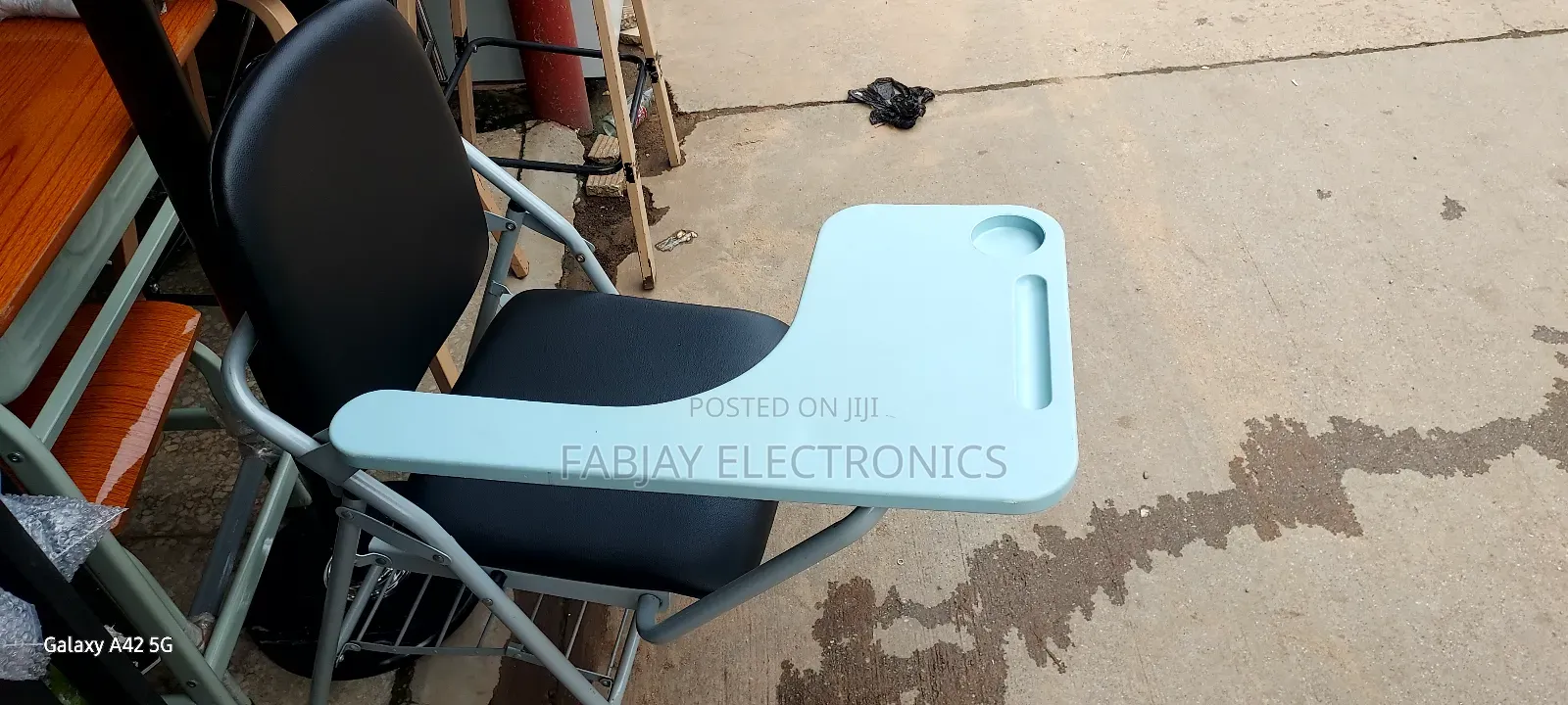 Reding Chair