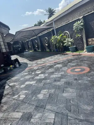 Polishing Floors