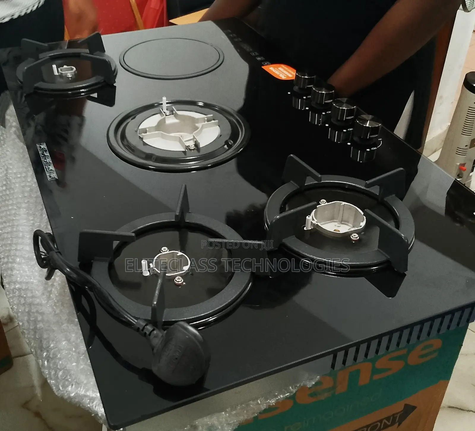 Modern Polystar ''Pv-Ny4g1e'' 4+1 Burner