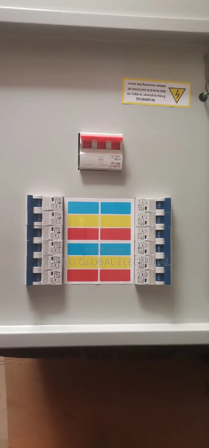 12fuse DB Unit