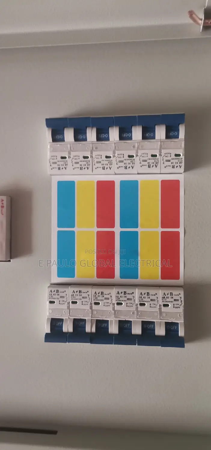 12fuse DB Unit