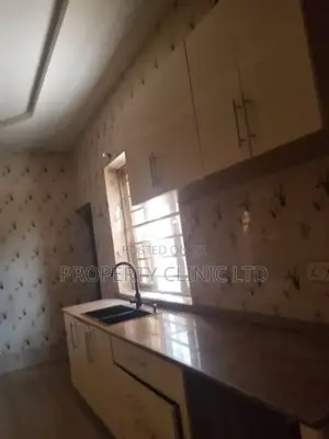 Photo - 5bdrm Duplex in Medina for rent