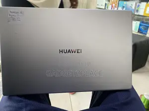 Laptop Huawei Matebook D 15 8GB AMD Ryzen 5 SSD 512GB