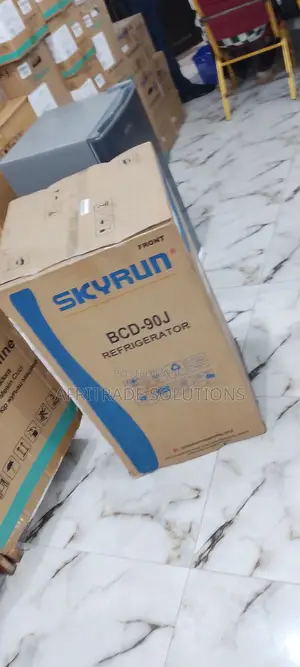 SKYRUN BCD-90J Single Door Fridge (80L)