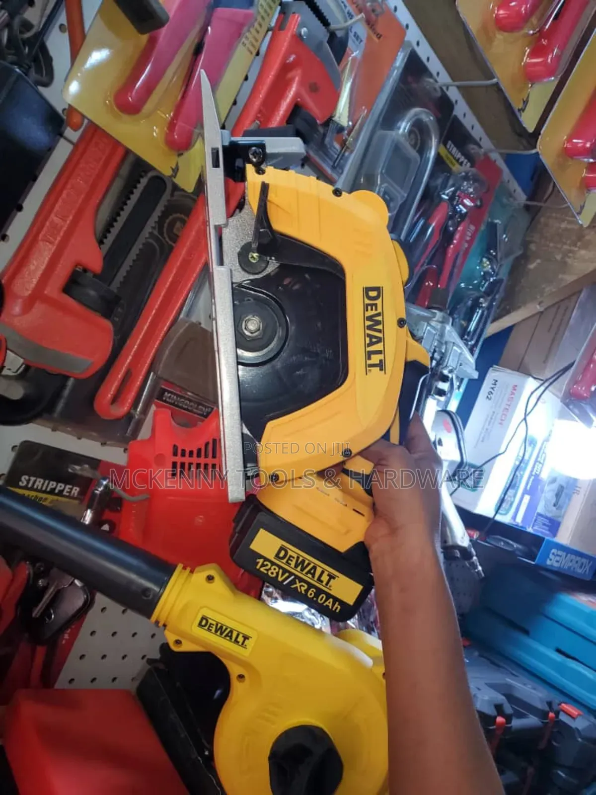 Cordless Circular Saw 7"